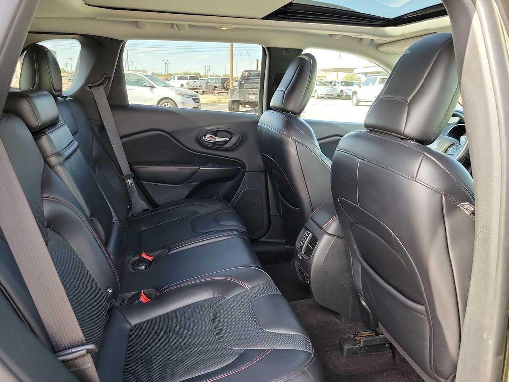 used 2019 Jeep Cherokee car, priced at $26,999