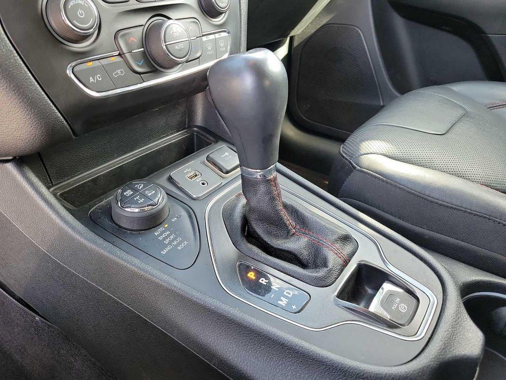 used 2019 Jeep Cherokee car, priced at $26,999