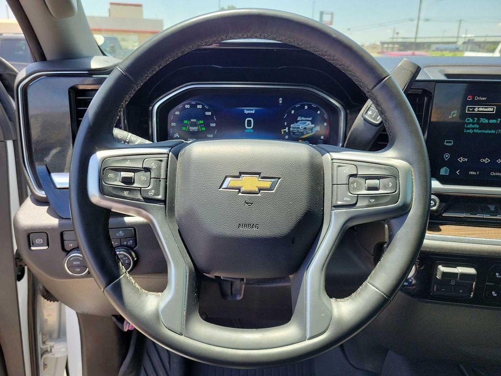 used 2024 Chevrolet Silverado 2500 car, priced at $58,999
