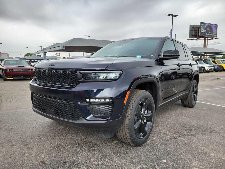 new 2024 Jeep Grand Cherokee L car, priced at $57,177