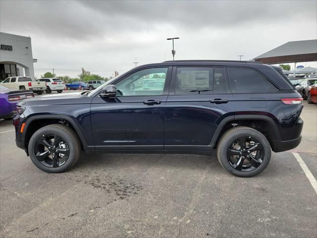 new 2024 Jeep Grand Cherokee L car, priced at $57,177