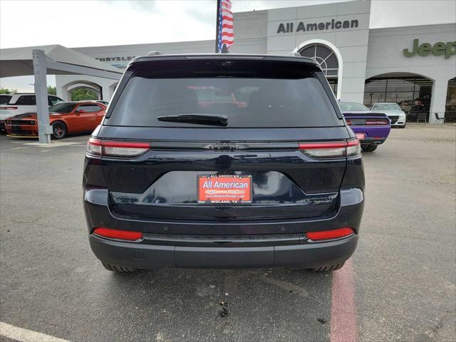 new 2024 Jeep Grand Cherokee L car, priced at $57,177