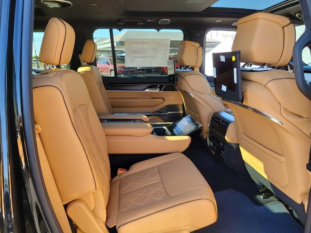 new 2024 Jeep Grand Wagoneer L car, priced at $122,480