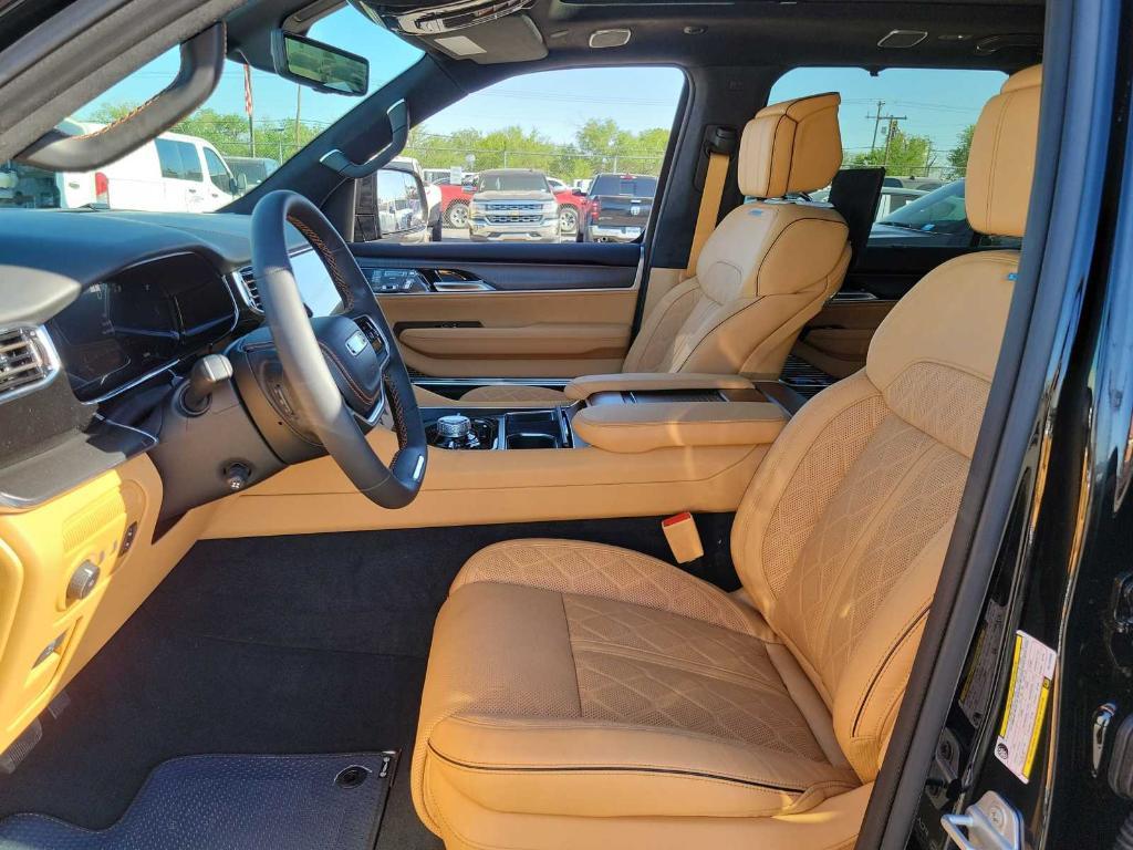 new 2024 Jeep Grand Wagoneer L car, priced at $122,480