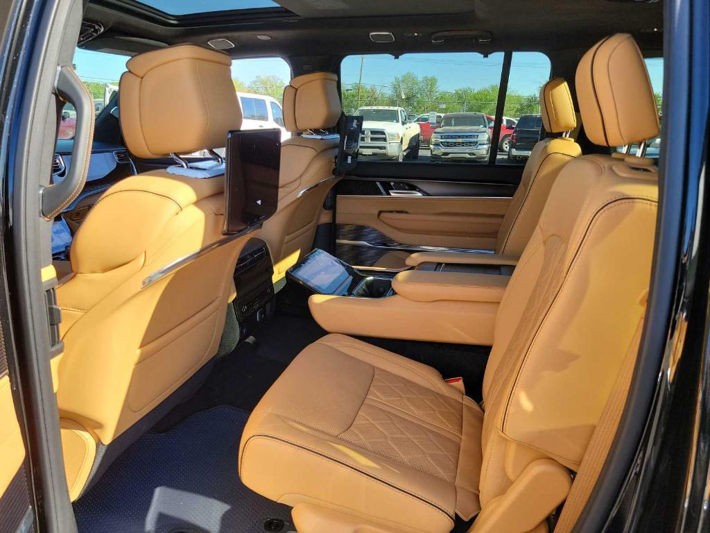 new 2024 Jeep Grand Wagoneer L car, priced at $122,480