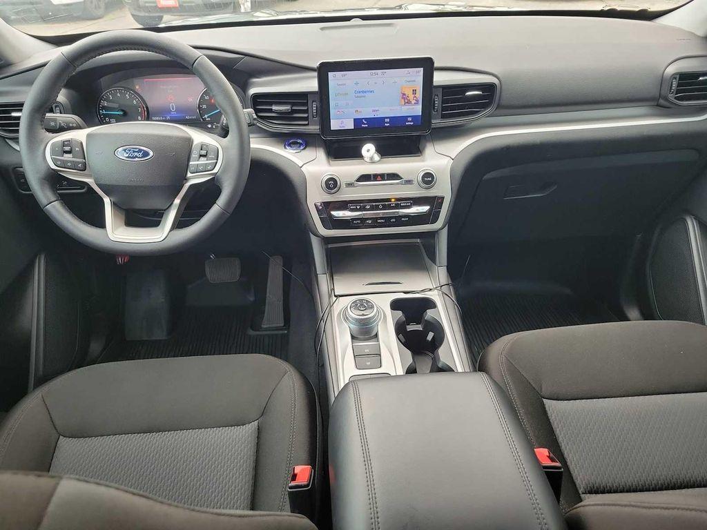 used 2024 Ford Explorer car, priced at $38,999