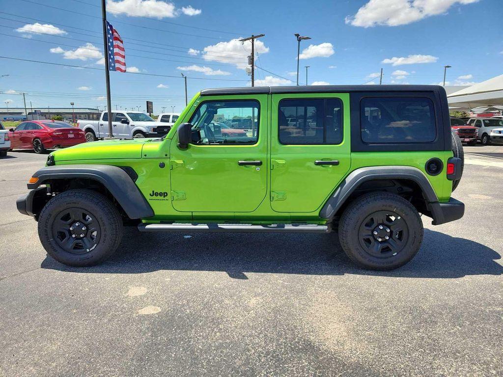 new 2025 Jeep Wrangler car, priced at $48,660