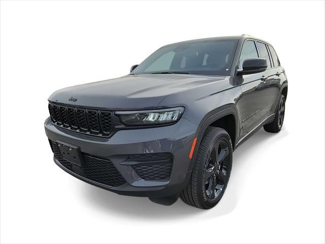 used 2024 Jeep Grand Cherokee car, priced at $39,899