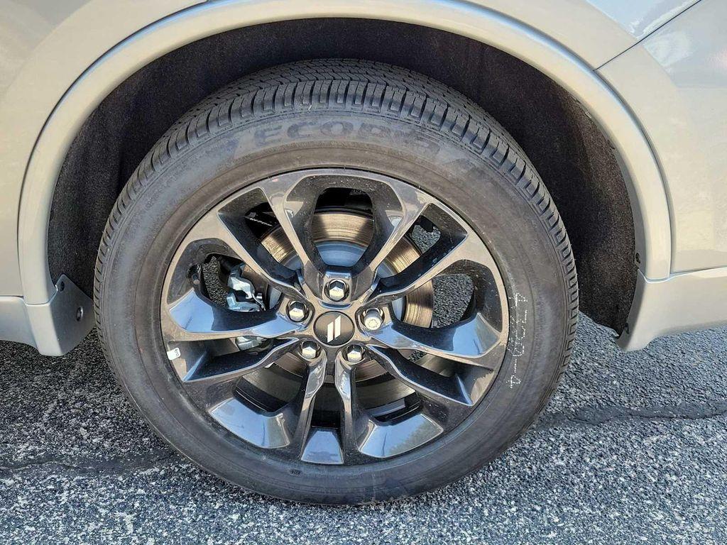 new 2025 Dodge Durango car, priced at $43,175
