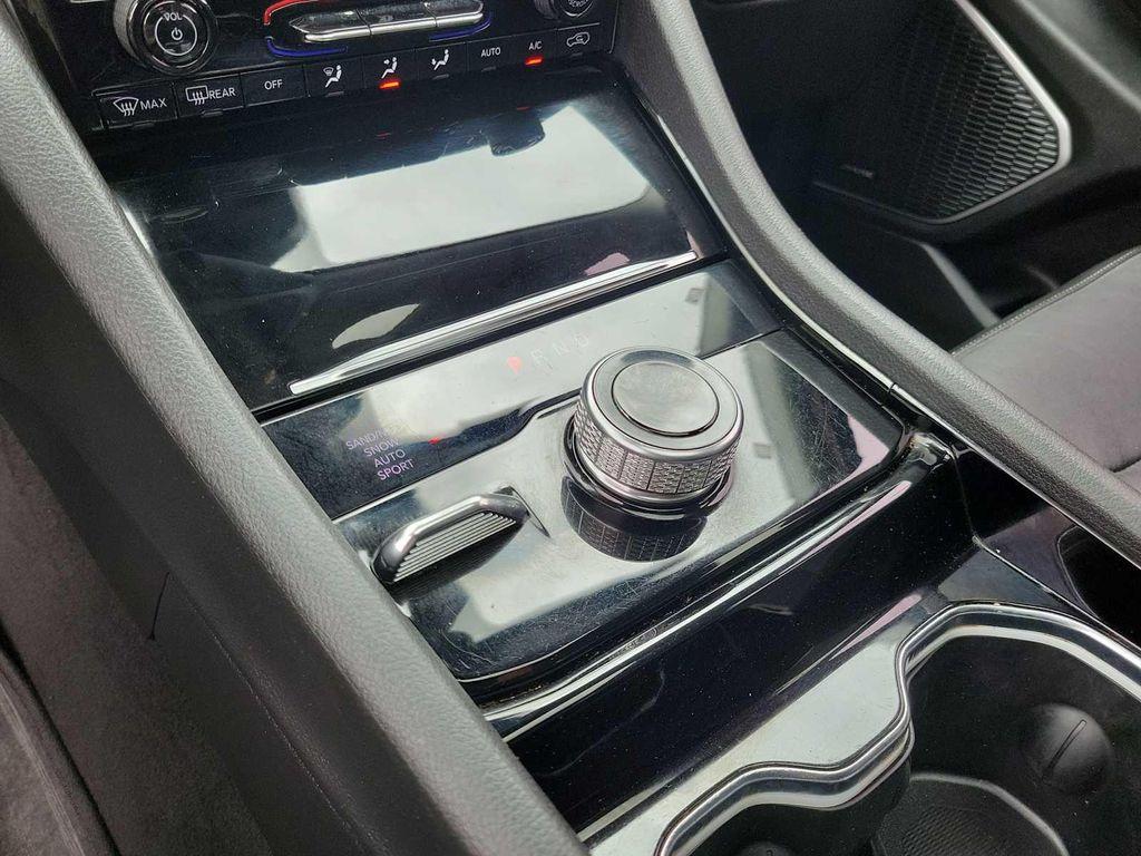 used 2022 Jeep Grand Cherokee car, priced at $36,999