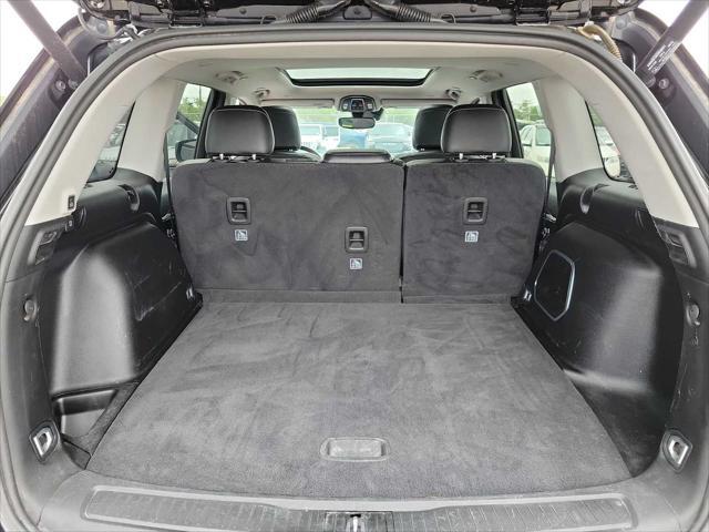 used 2022 Jeep Grand Cherokee car, priced at $36,999