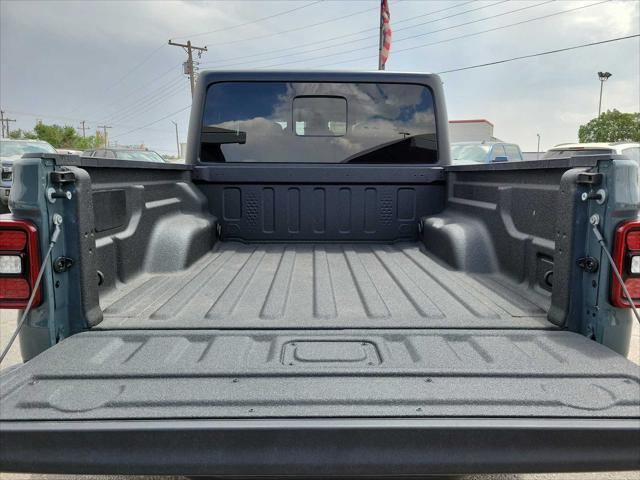 new 2025 Jeep Gladiator car, priced at $53,630