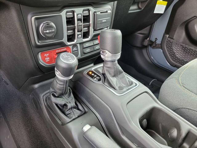 new 2025 Jeep Gladiator car, priced at $53,630