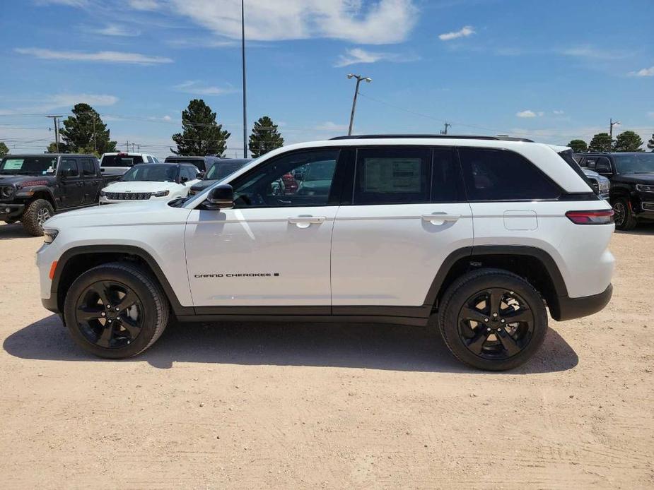 new 2024 Jeep Grand Cherokee car, priced at $59,640