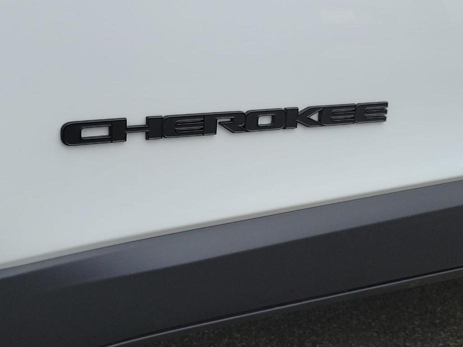 new 2023 Jeep Cherokee car, priced at $41,825