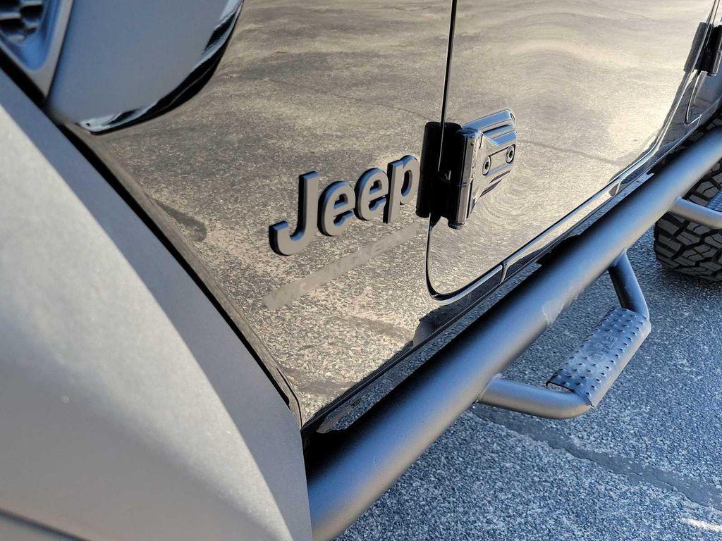 new 2025 Jeep Wrangler car, priced at $80,034