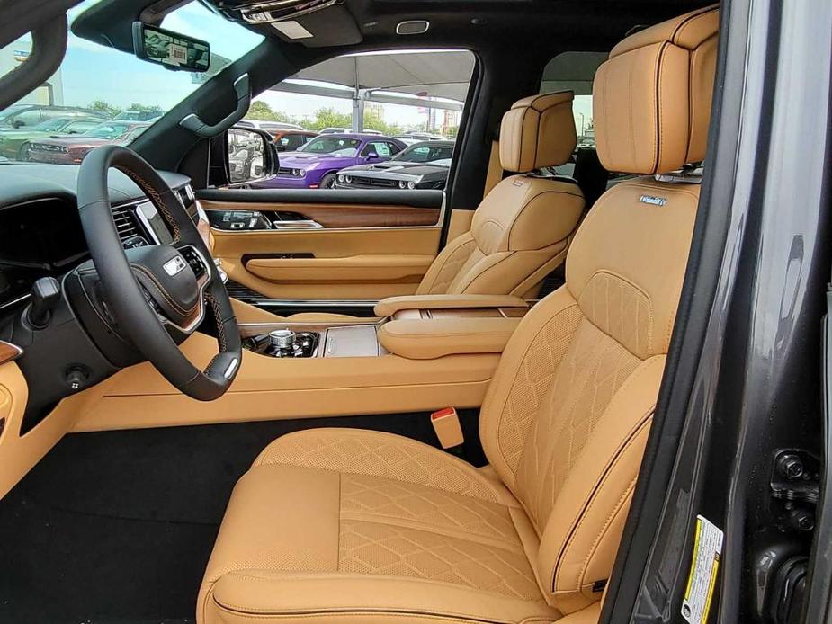 new 2024 Jeep Grand Wagoneer L car, priced at $115,273