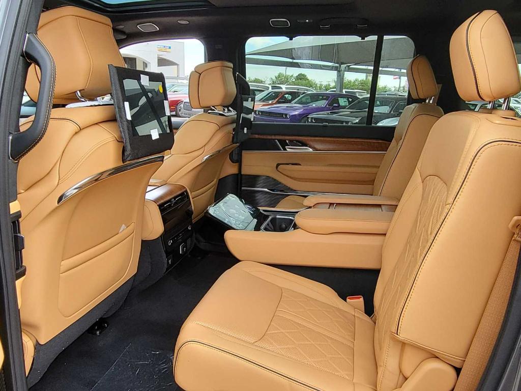 new 2024 Jeep Grand Wagoneer L car, priced at $115,273