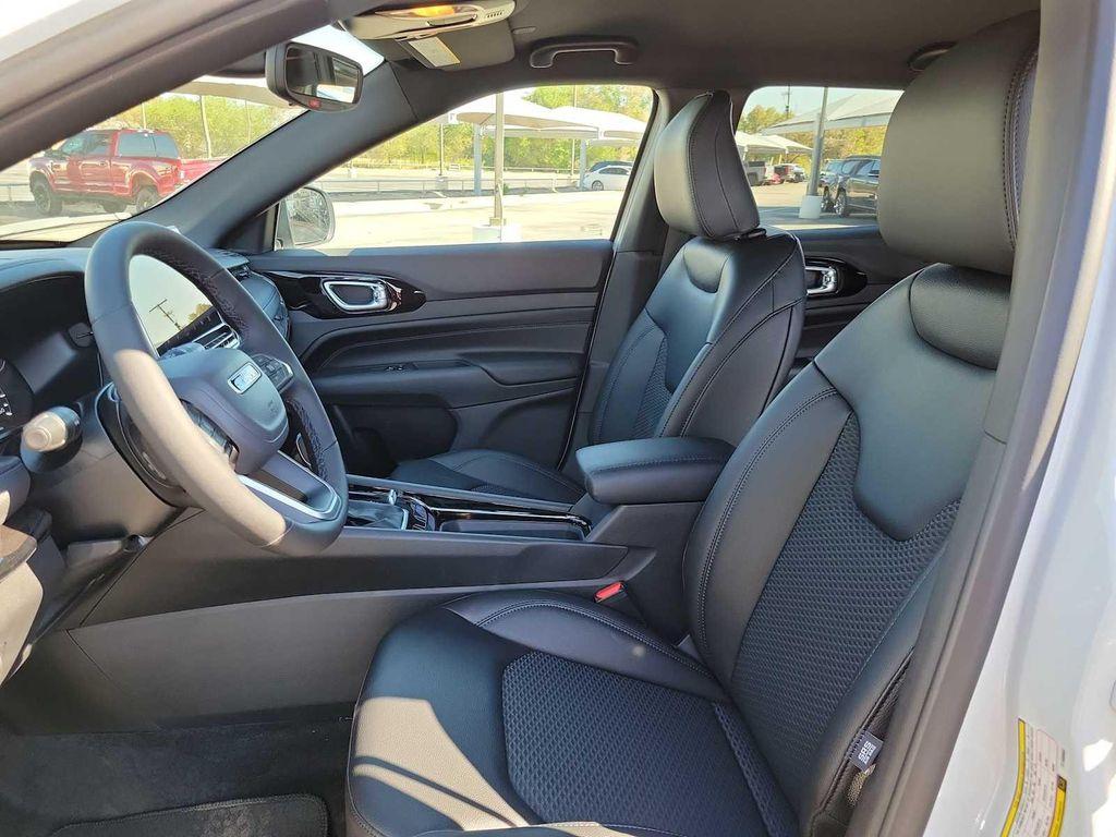 new 2026 Jeep Compass car, priced at $32,590