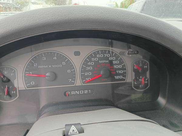 used 2008 Ford F-150 car, priced at $2,995