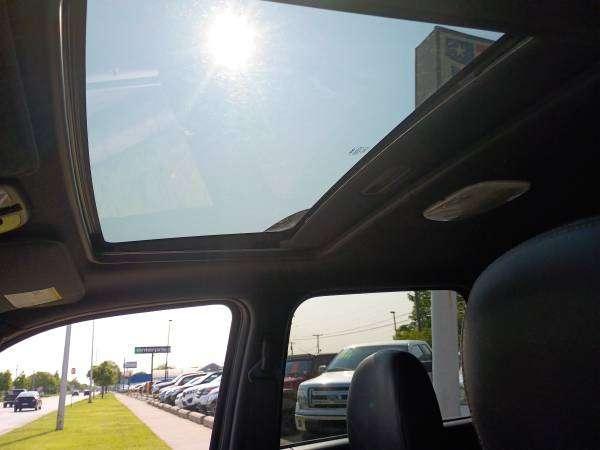 used 2009 Mercury Mariner car, priced at $5,500