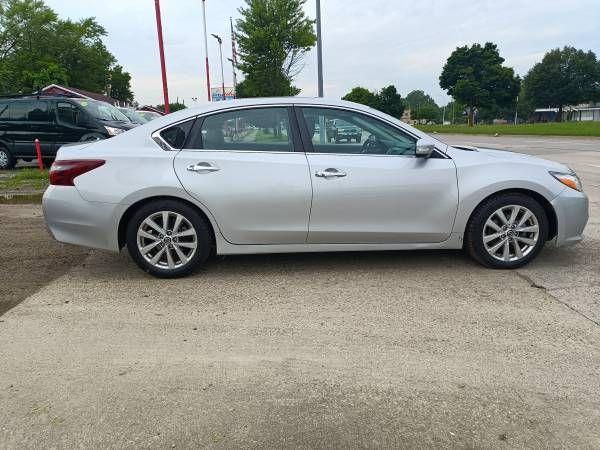 used 2018 Nissan Altima car, priced at $5,995