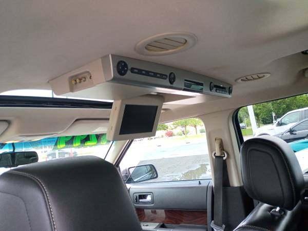used 2009 Ford Flex car, priced at $4,299