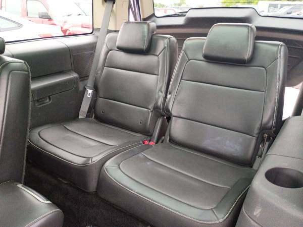 used 2009 Ford Flex car, priced at $4,299