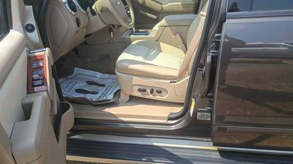 used 2007 Ford Explorer car, priced at $4,800
