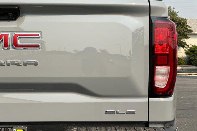 new 2024 GMC Sierra 1500 car, priced at $52,599