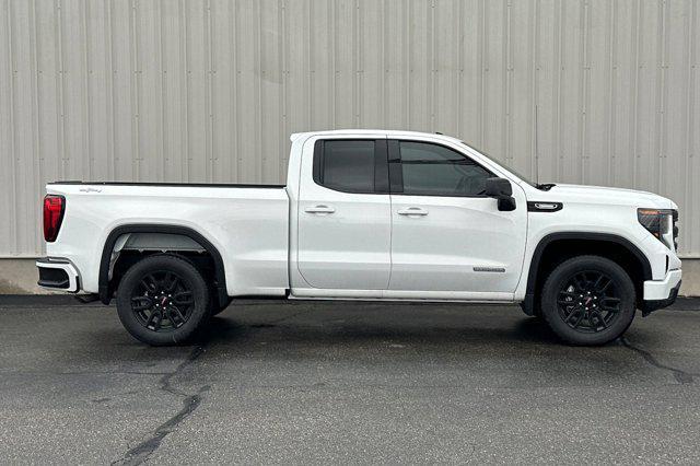 new 2025 GMC Sierra 1500 car, priced at $49,199