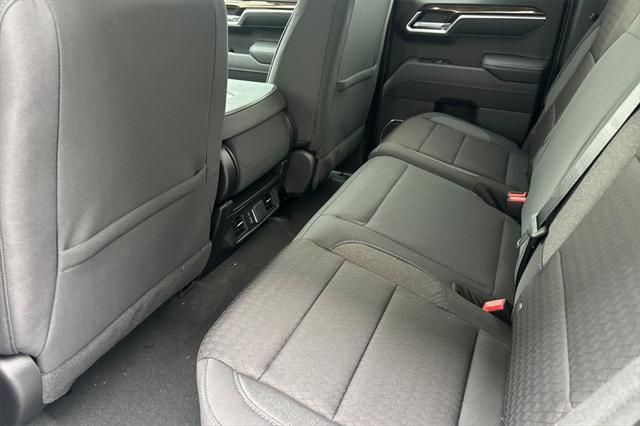 new 2025 GMC Sierra 1500 car, priced at $45,680