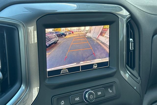 new 2025 GMC Sierra 1500 car, priced at $40,948