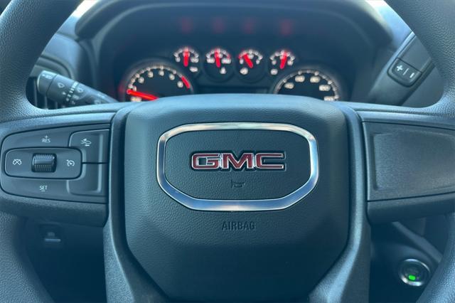 new 2025 GMC Sierra 1500 car, priced at $40,948