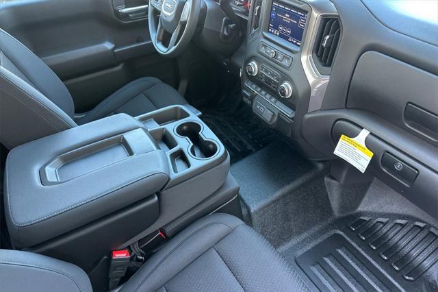 new 2025 GMC Sierra 1500 car, priced at $40,948