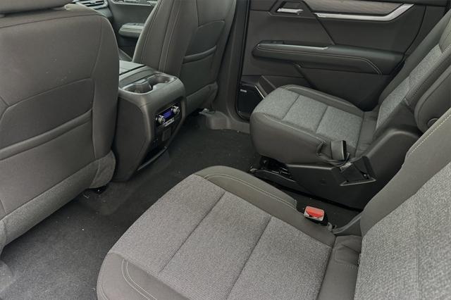 new 2025 GMC Acadia car, priced at $49,943
