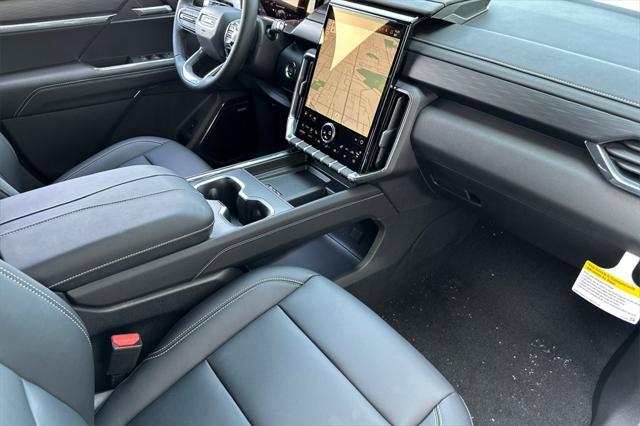 new 2025 GMC Acadia car, priced at $45,624