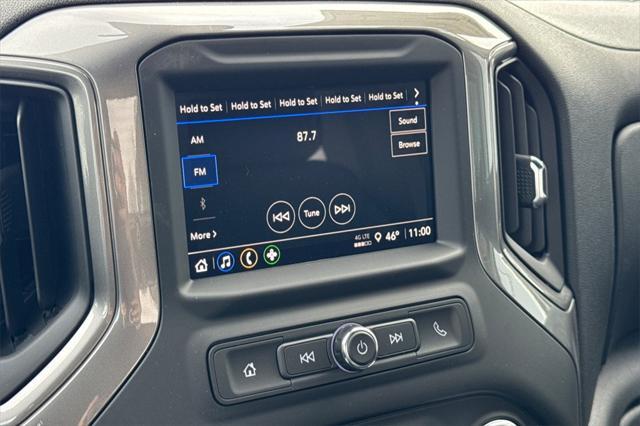 new 2025 GMC Sierra 1500 car, priced at $40,948