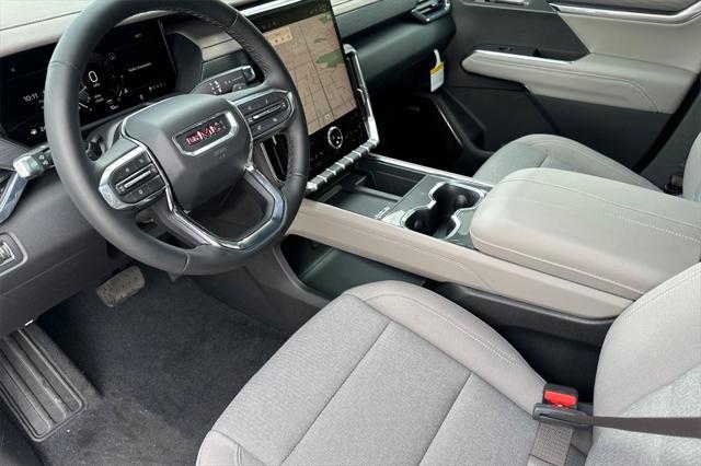 new 2025 GMC Acadia car, priced at $44,075