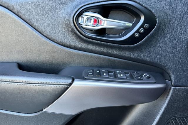 used 2022 Jeep Cherokee car, priced at $26,799