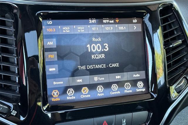 used 2022 Jeep Cherokee car, priced at $26,799