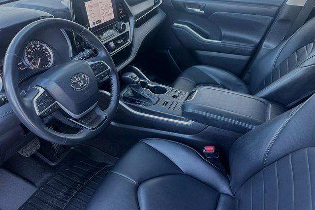 used 2023 Toyota Highlander car, priced at $38,699