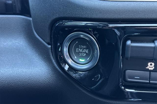 new 2025 GMC Sierra 1500 car, priced at $58,033