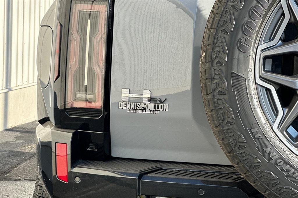 new 2025 GMC HUMMER EV SUV car, priced at $100,612