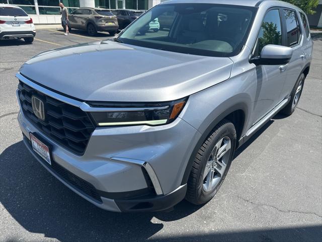 used 2023 Honda Pilot car, priced at $37,999