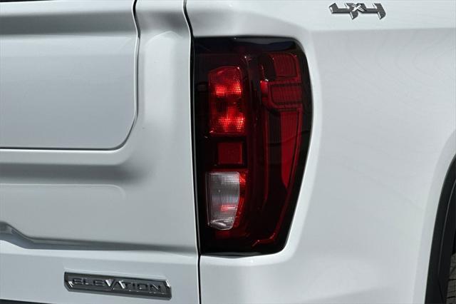 new 2025 GMC Sierra 1500 car, priced at $53,885