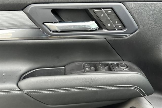 new 2025 GMC Terrain car, priced at $38,596