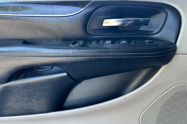used 2016 Chrysler Town & Country car, priced at $9,899