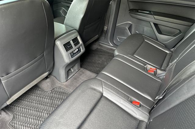 used 2019 Volkswagen Atlas car, priced at $20,399