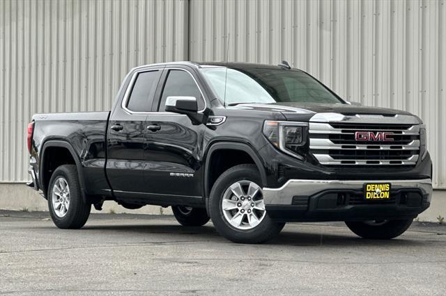 new 2025 GMC Sierra 1500 car, priced at $44,715